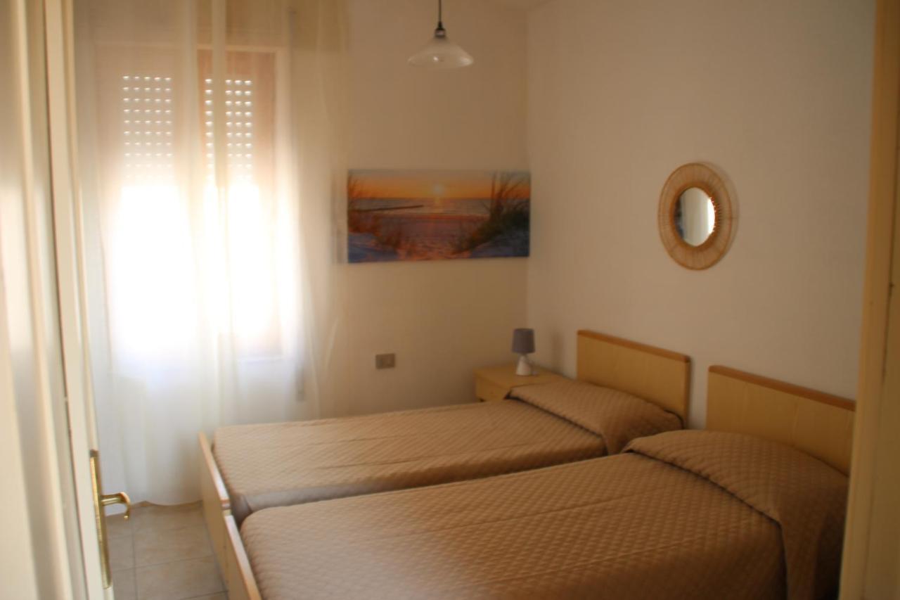 Borgo Spiaggia Vista Mare Изола-Росса Экстерьер фото