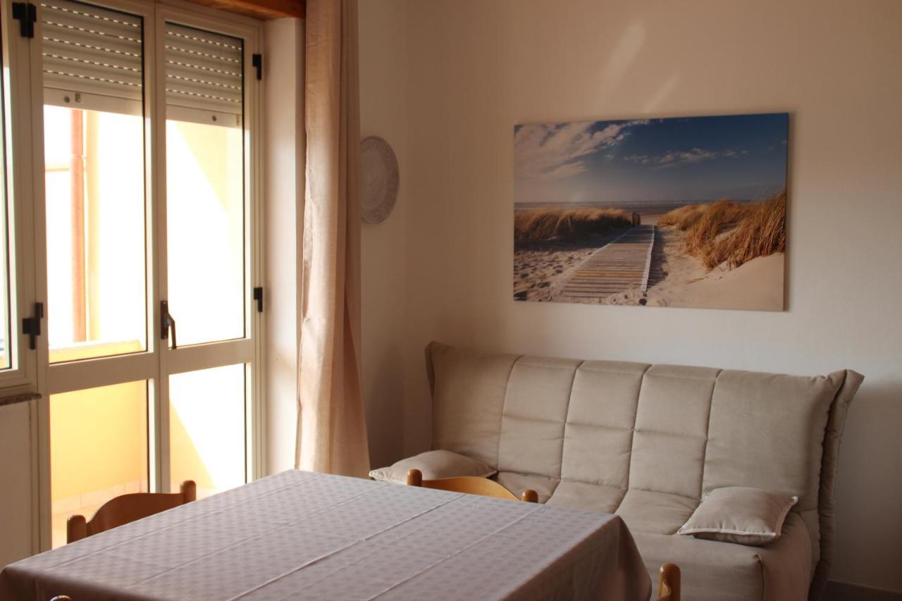 Borgo Spiaggia Vista Mare Изола-Росса Экстерьер фото