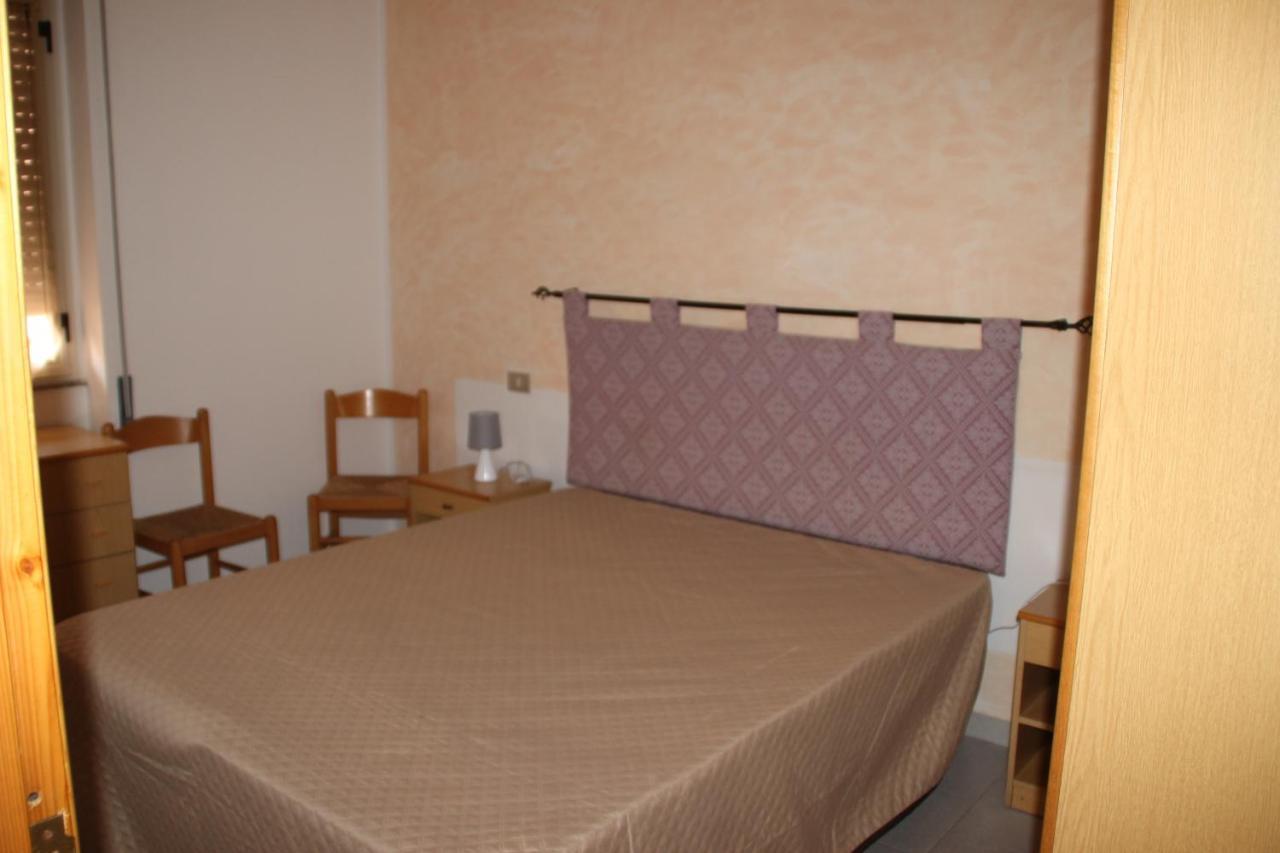 Borgo Spiaggia Vista Mare Изола-Росса Экстерьер фото