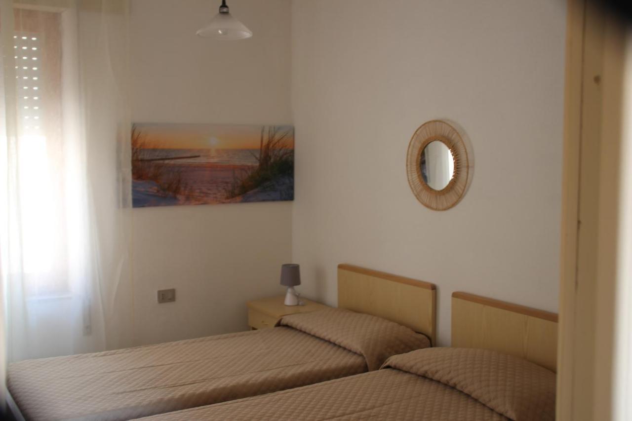 Borgo Spiaggia Vista Mare Изола-Росса Экстерьер фото