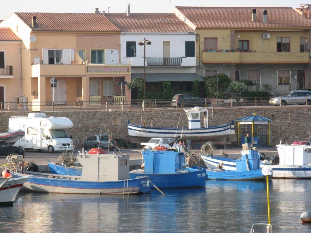 Borgo Spiaggia Vista Mare Изола-Росса Номер фото