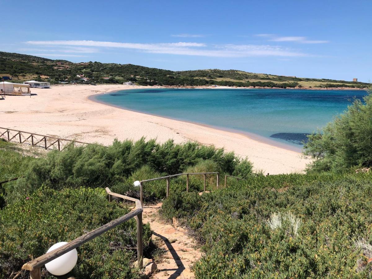 Borgo Spiaggia Vista Mare Изола-Росса Экстерьер фото